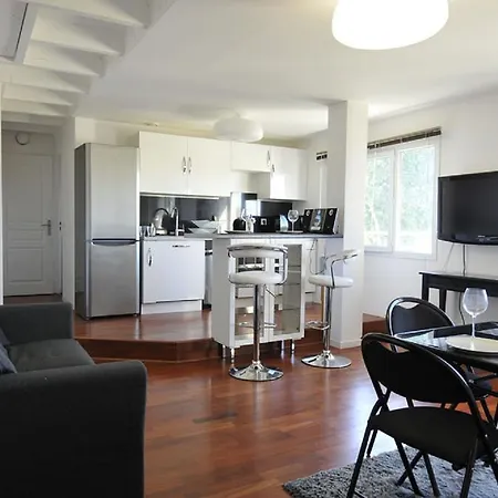 Creativ Apartment *