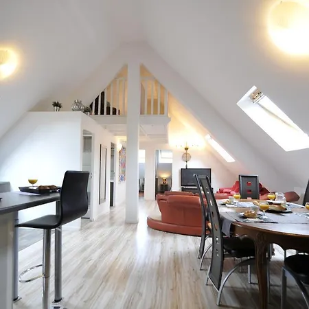 Creativ Appartement Saint-Cyr-lʼÉcole